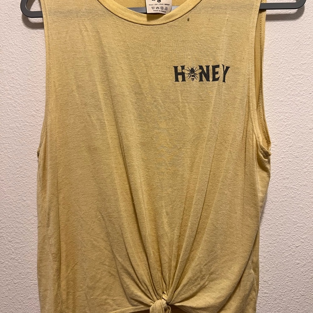 Front twist tank top